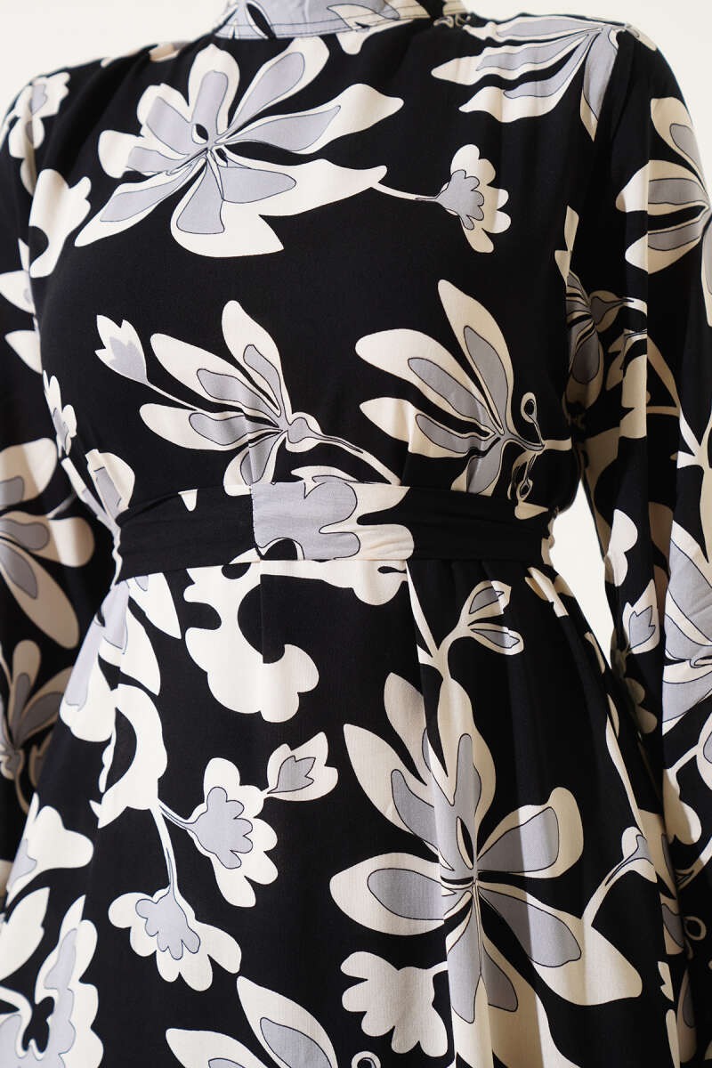 Black & White Floral Print Ruffled Dress