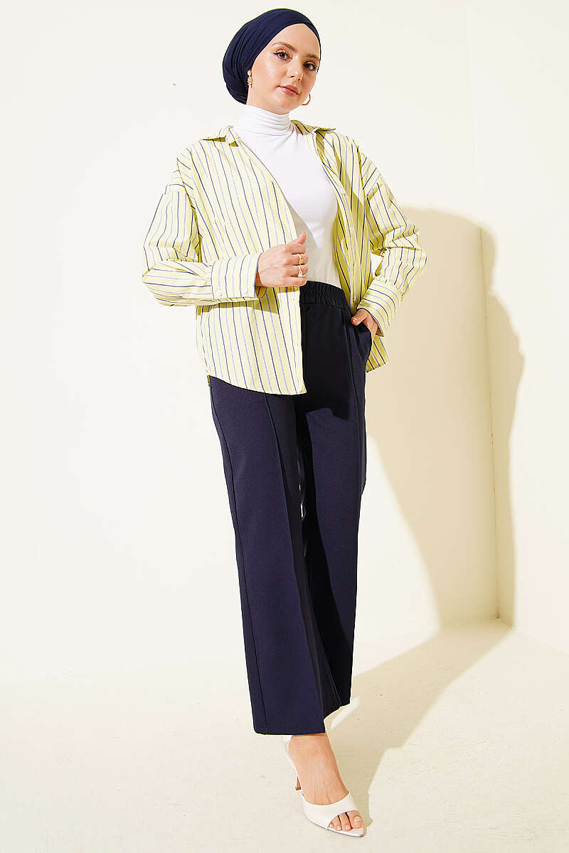 Navy Blue Spanish-style flared trousers