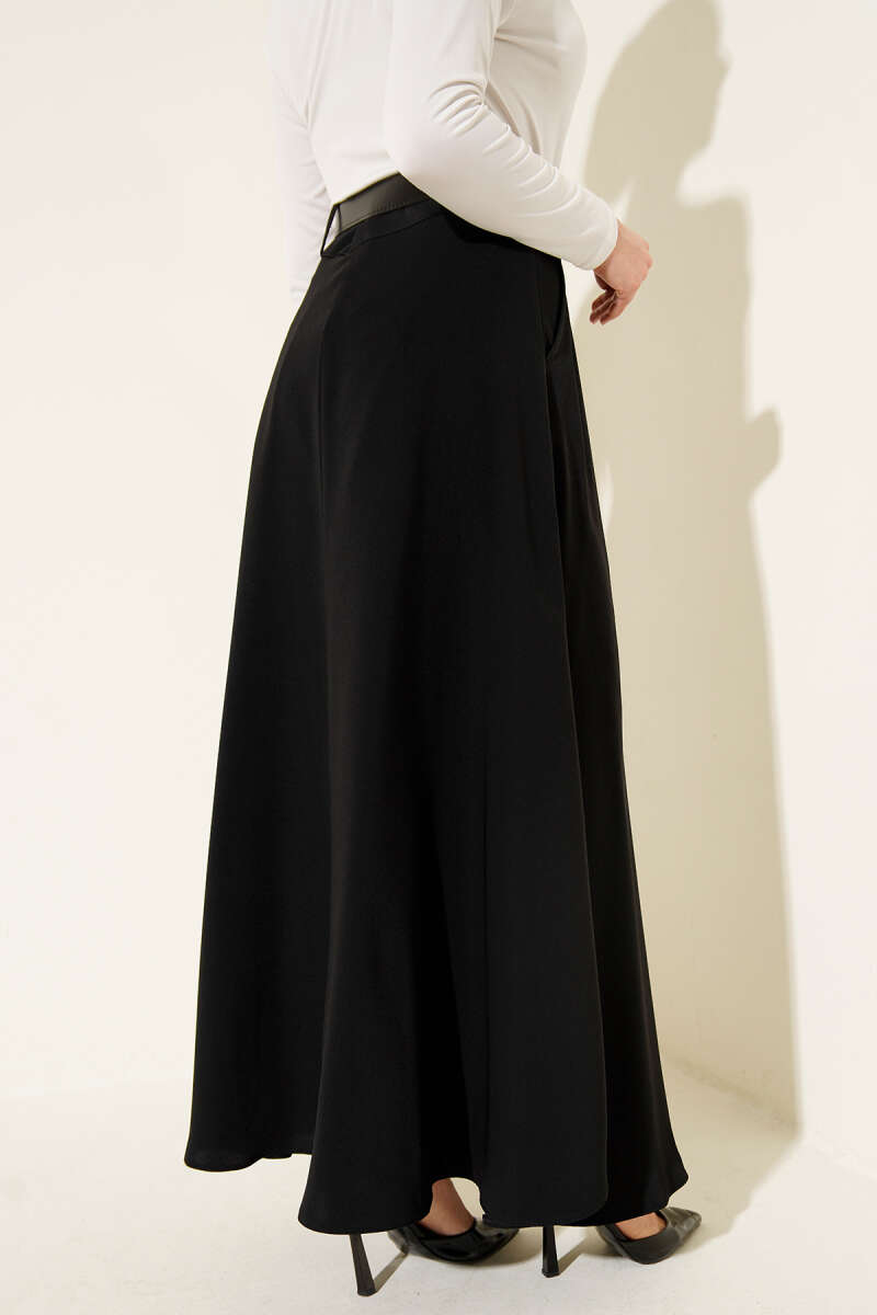 Black Elegant Belted Skirt